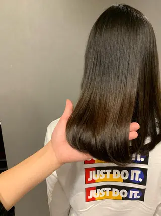 セミロング toki所属・ＳＨＵ ＮＴＡのヘアスタイル