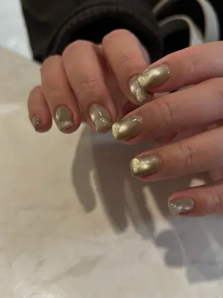 ネイル Salondevi2 isanaのネイルデザイン