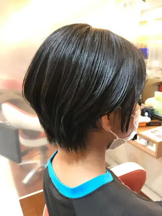 ショート 透明感カラーブリーチ 🌼シゲモトアヤ🌼のヘアスタイル