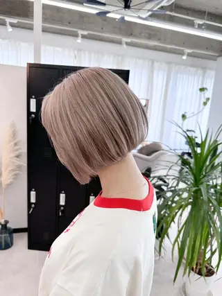 ショート ヒラ マツのヘアスタイル