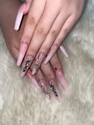 ネイル 黒川 実祐のネイルデザイン