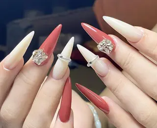 ネイル Pure&Rich Nailのネイルデザイン