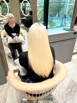 ロング 🥇KEN /レイヤー/艶カラーのヘアスタイル