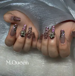 ネイル MQueen ネイルサロンマルのネイルデザイン