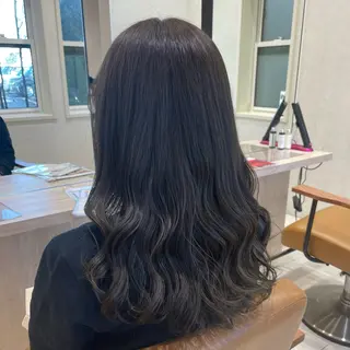 セミロング カラー パーマ 海老名で韓国風 HANA🎀のヘアスタイル