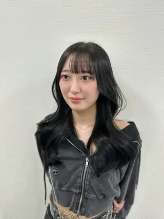 ロング カラー 上品モテヘア🩶 karen🩶のヘアスタイル