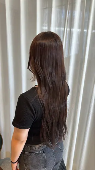 ロング カラー 三吉 純のヘアスタイル