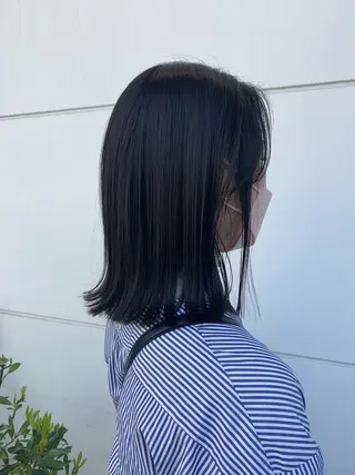 ミディアム カラー カトウ ユウカのヘアスタイル