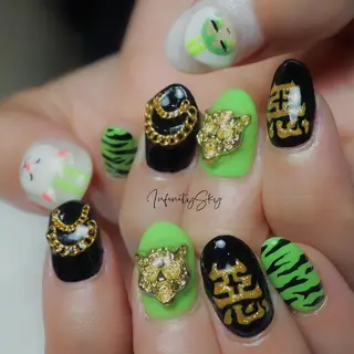 ネイル infinity skyのネイルデザイン