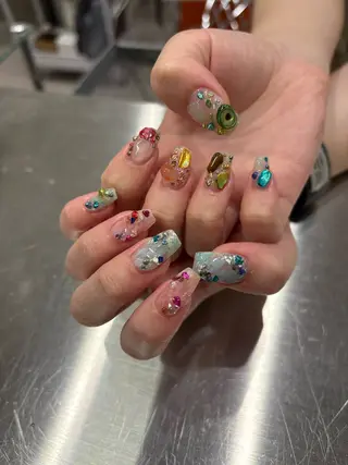 ネイル neouv所属・NEOUV NAILのネイルデザイン