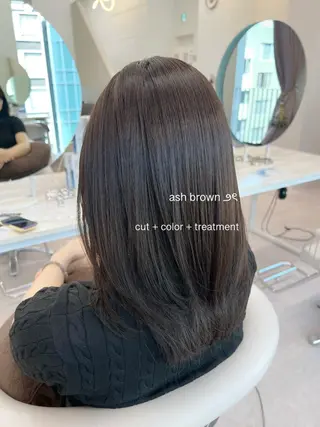 セミロング カラー 美髪矯正/髪質改善/ 艶髪🤍伊藤梨紗のヘアスタイル