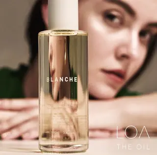 カラー 𝑴𝑰𝑨🎀赤髪 /ピンク/髪質改善のヘアスタイル