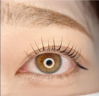 マツエク・マツパ eye+nico所属・青木 明日香のマツエク・マツパデザイン