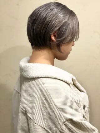 ショート カラー Ichimura yurieのヘアスタイル
