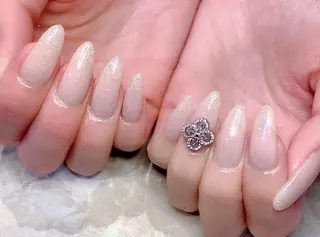 ネイル VIVIAN リサのネイルデザイン