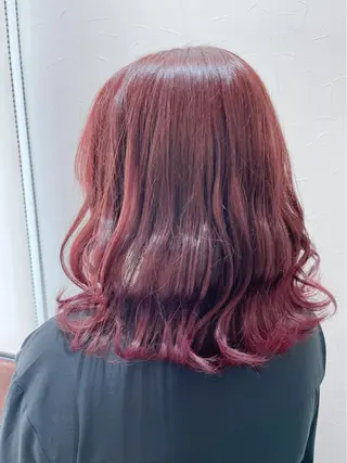 セミロング カラー ARISA🦋推し・ アニメカラー/派手髪のヘアスタイル