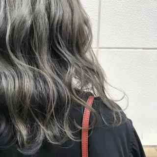 ミディアム 高橋 みく/ minim 暖色のヘアスタイル