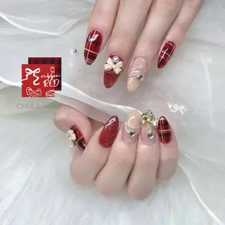 ネイル CHULIL nailsalonのネイルデザイン