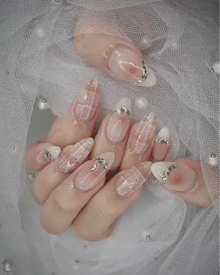 ネイル I-nailロング /ワンホン/キラキラのネイルデザイン