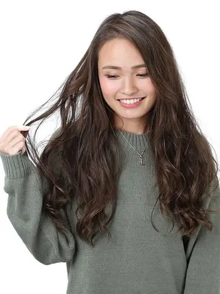 ロング カラー パーマ ヘアアレンジ Device ディバイスのヘアスタイル