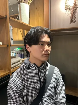 ミディアム パーマ メンズ NERO HAIR SALON所属・皆川 舜のヘアスタイル