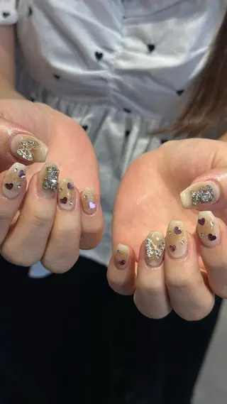 ネイル 🎀韓国レイヤー特化 🎀ベージュ/ミクのヘアスタイル