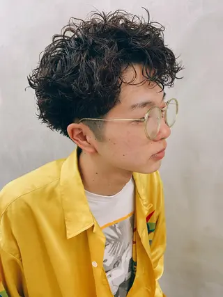 パーマ pole/apartment所属・💓パーマ，💗 レイヤーカットのヘアスタイル