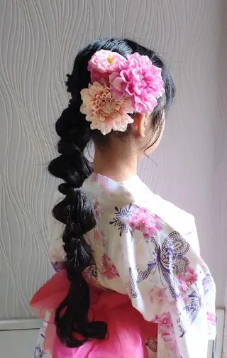 ロング キッズ ヘアアレンジ 大槻 百合子のヘアスタイル