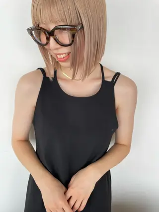 ミディアム 渋谷 留菜のヘアスタイル