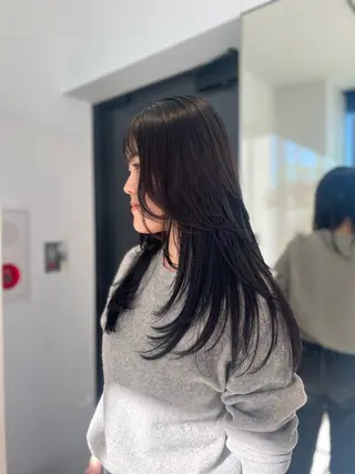 セミロング 髪質改善/ブリーチ ツヤ髪/shiinaのヘアスタイル