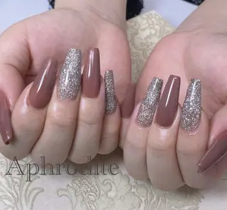ネイル Aphrodite パラジェル認定サロンのネイルデザイン