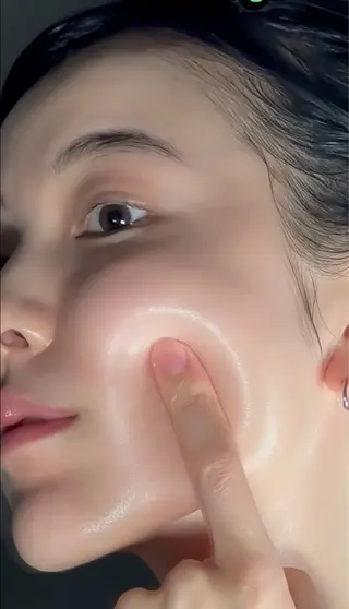 Flourb所属・ハーブピーリング専門 サロンFlourbのエステ・リラクイメージ