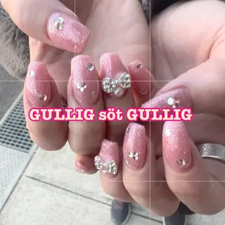 ネイル GULLIG söt GULLIGのネイルデザイン