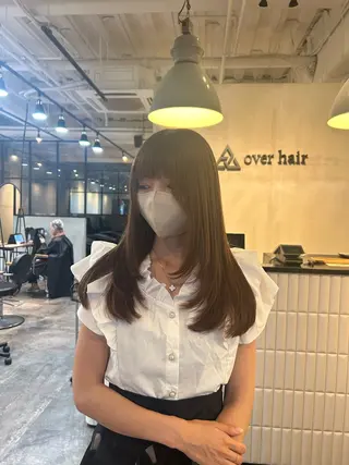 ミディアム カラー 木下 美優のヘアスタイル