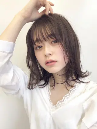 ミディアム カラー 🤍オオカワ レイナ🤍のヘアスタイル