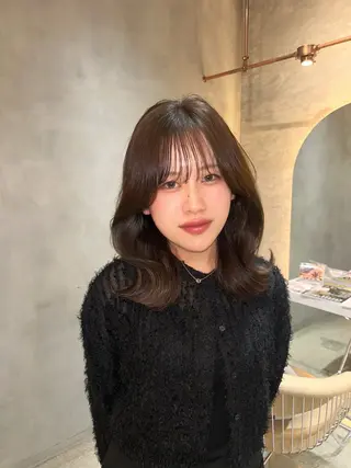 ミディアム カラー 艶カラー/艶髪矯正/ レイヤー/ひなき🎀のヘアスタイル