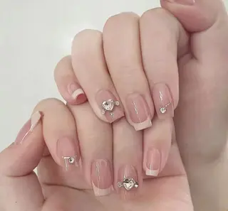 ネイル VIVIAN リサのネイルデザイン