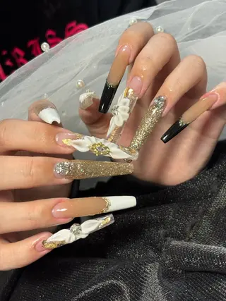 ネイル ✴︎ Delightのネイルデザイン