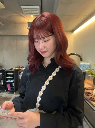 ミディアム カラー 韓国ボブ/レイヤー カット/ EMIRIのヘアスタイル