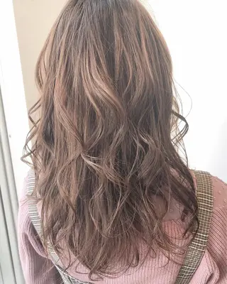 セミロング カラー TOWA 野村　コウダイのヘアスタイル