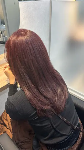 カラー 米倉 陽菜のヘアスタイル
