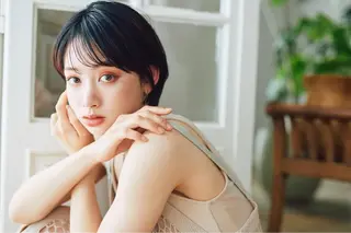 ロング メンズバレイヤージュ 斉藤春のヘアスタイル