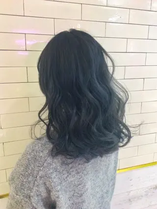 ミディアム カラー レイヤーカット× 髪質改善たもりのヘアスタイル