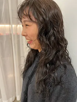 セミロング カラー オリーブ/縮毛♡ Natsuno🩰のヘアスタイル