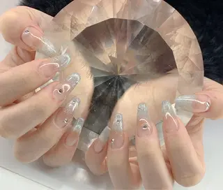 ネイル LoaChaton kaeのネイルデザイン