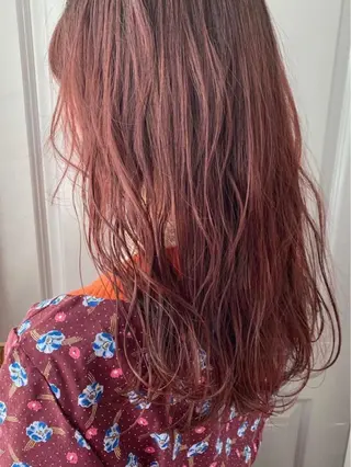 ロング カラー ヘアアレンジ 古賀 侑磨のヘアスタイル