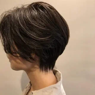 ショート ヘアサロンソリスト girl styleのヘアスタイル