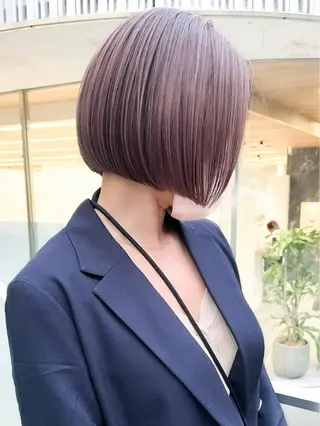 ショート カラー 小顔ボブ jilblanカホのヘアスタイル