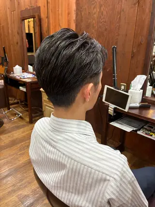 ショート Un Fleur所属・立野 希沙のヘアスタイル