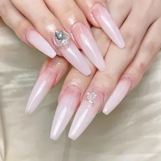 ネイル Nana🎀 💗のネイルデザイン